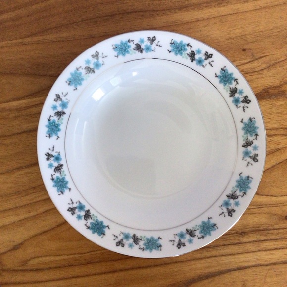 Vintage Blue Floral Rimmed Soup Bowl - Set of 4 - Picture 4 of 11